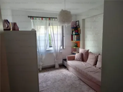 Apartament 3 camere, 2 bai - zona Tractorul - foto 6