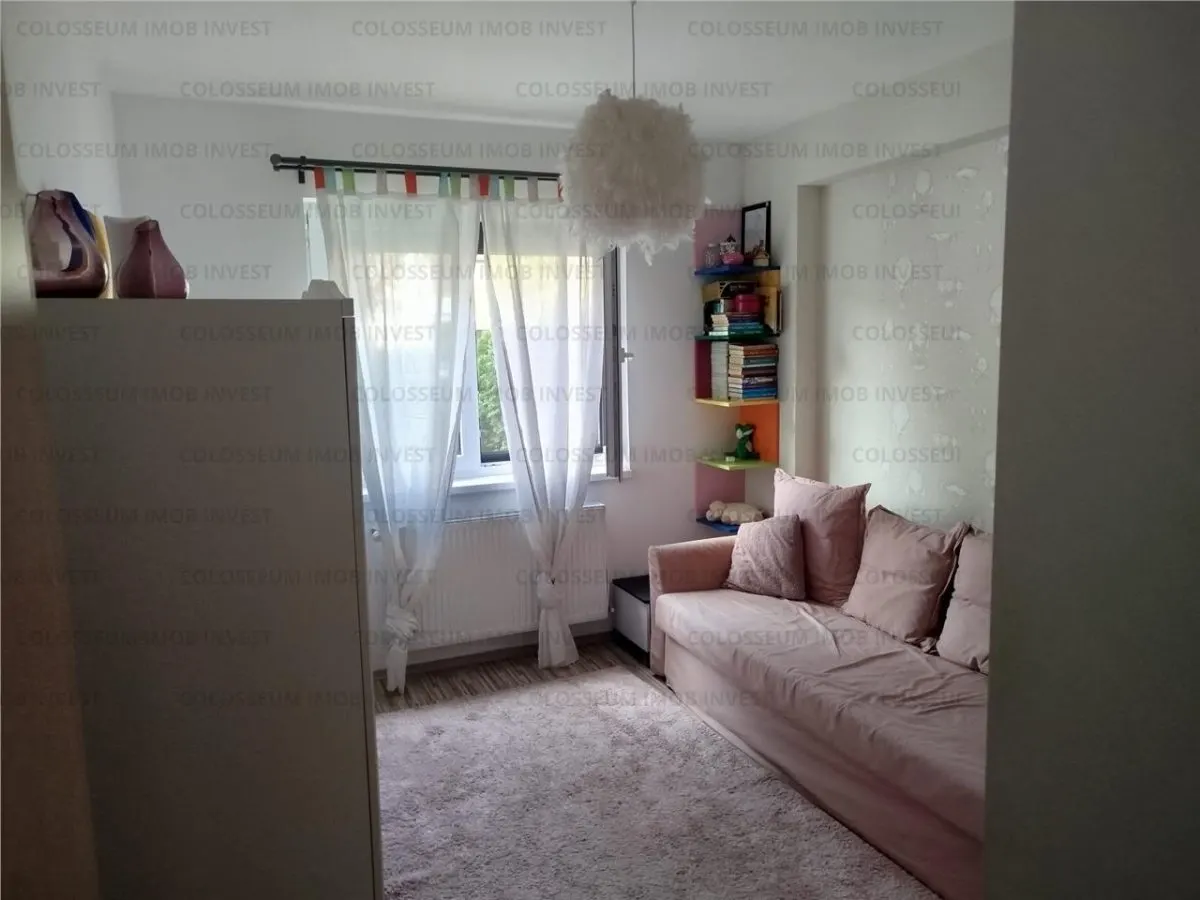 Apartament 3 camere, 2 bai - zona Tractorul - foto 6