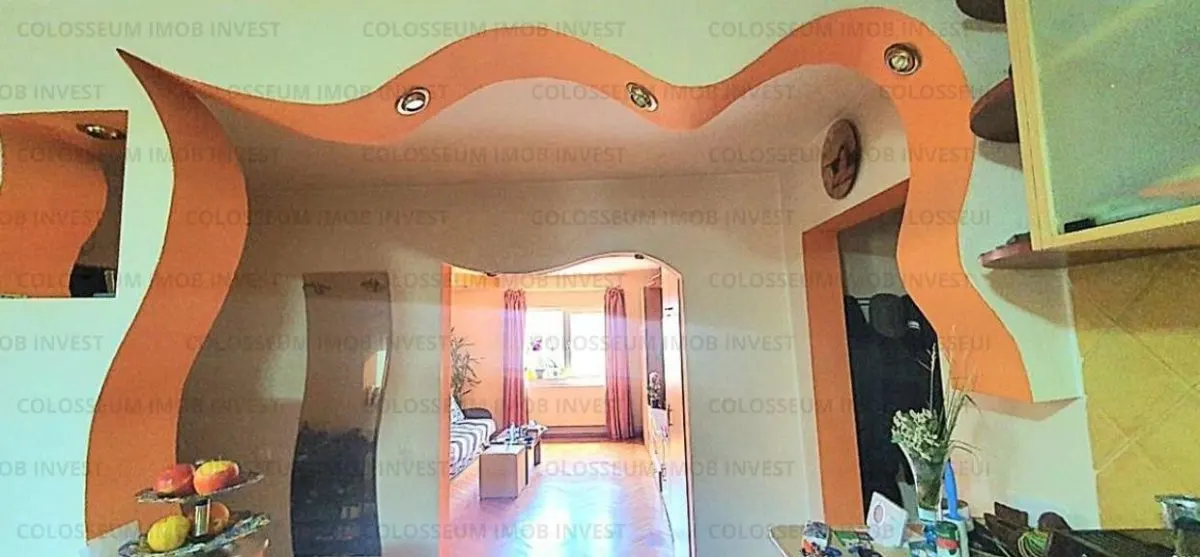 Apartament 4 camere, decomandat - zona Tractorul - foto 3