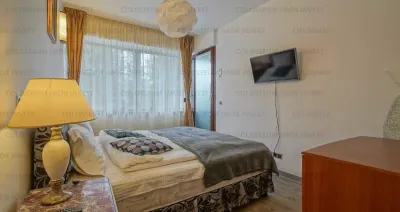 Apartament 3 camere, decomandat - zona Poiana Brasov - foto 3