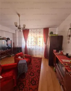 Apartament 3 camere, decomandat - zona Racadau - foto 1