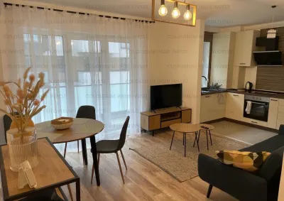 Apartament 3 camere, decomandat - zona Tractorul - foto 1