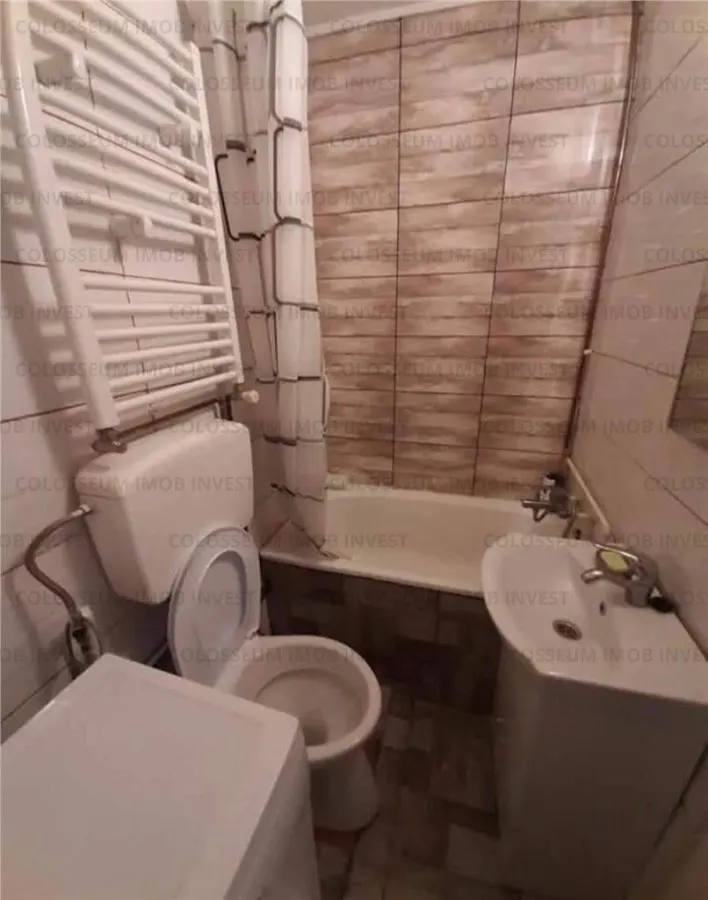 Camera de camin cu baie si bucatarie - zona Bartolomeu - foto 5