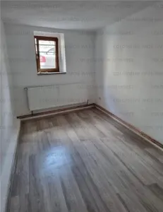 Apartament 2 camere, semidecomandat - zona Centru Civic - foto 1