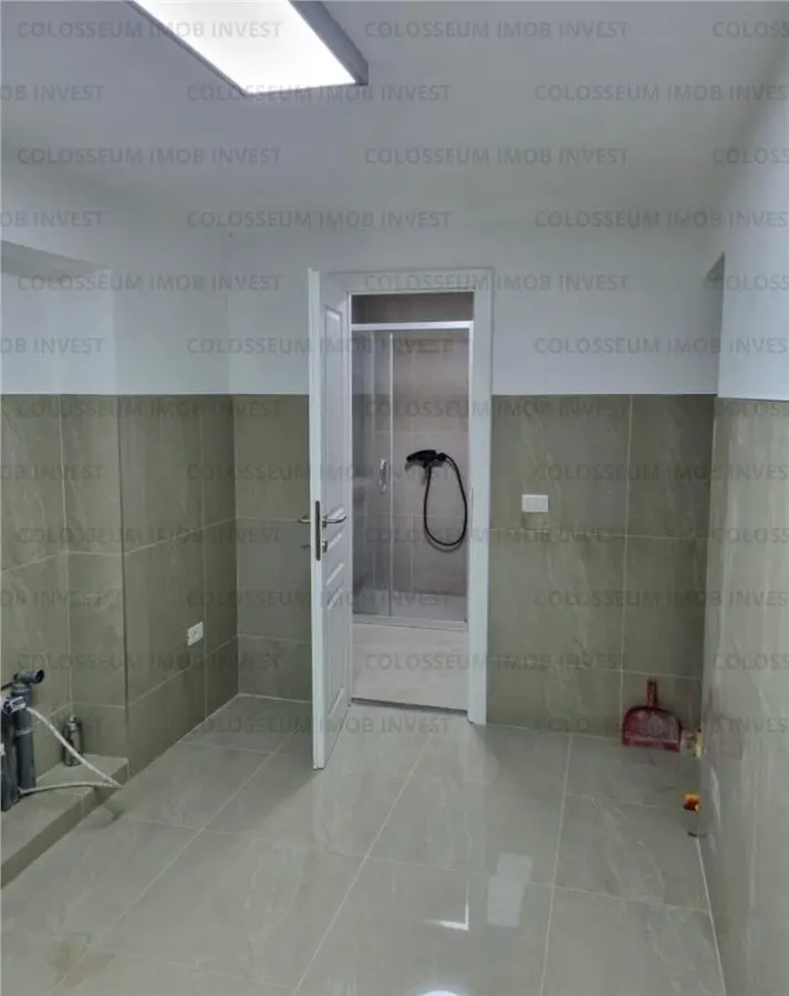 Apartament 2 camere, semidecomandat - zona Centru Civic - foto 5