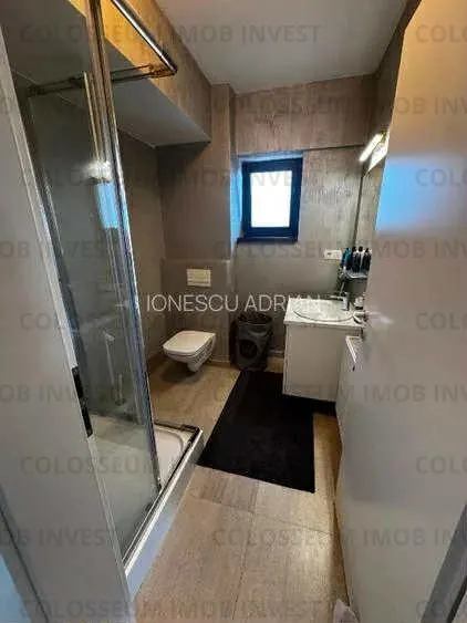 Apartament 3 camere, decomandat - zona Tractorul - foto 11