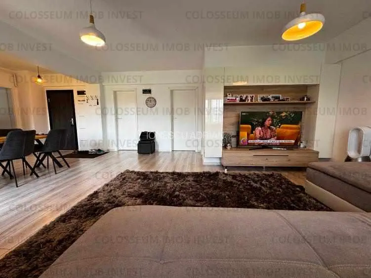 Apartament 3 camere, decomandat - zona Tractorul - foto 5
