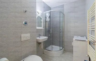 Apartament 2 camere, decomandat - zona Avantgarden - foto 7
