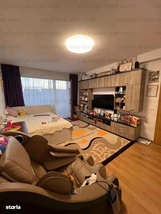 Apartament 2 camere, decomandat - zona Tractorul - foto 1