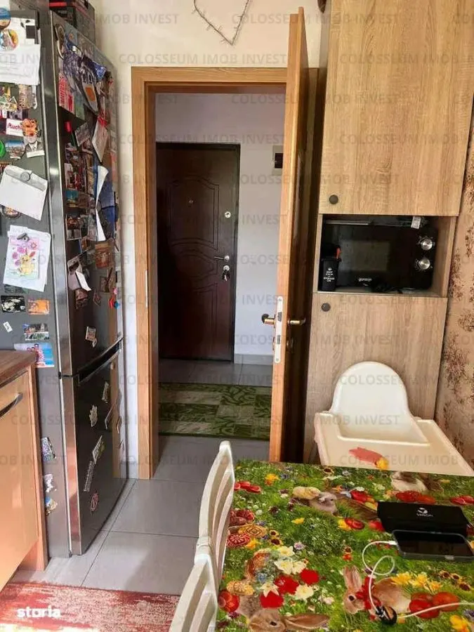 Apartament 2 camere, decomandat - zona Tractorul - foto 9