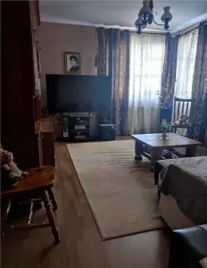 Apartament 2 camere, decomandat - zona Sanpetru - foto 2