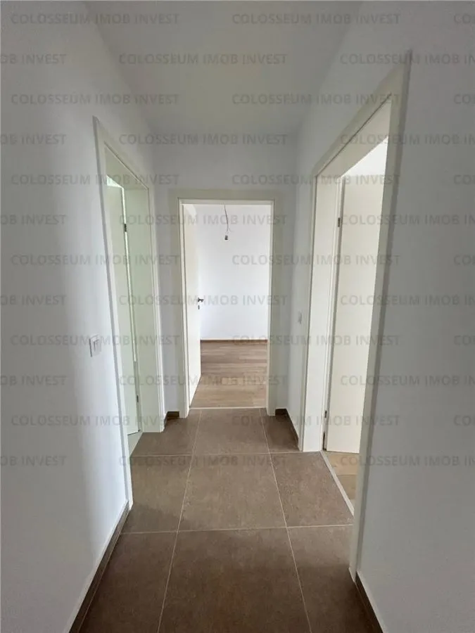 Apartament 3 camere, decomandat - zona Tractorul - foto 16