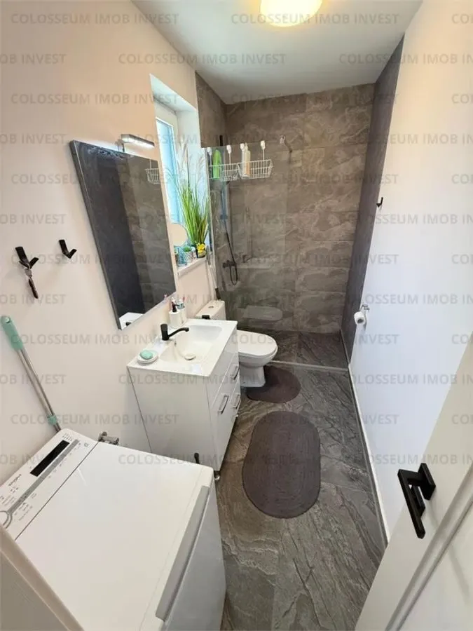 Casa cu 4 camere, decomandat - zona Sanpetru - foto 18
