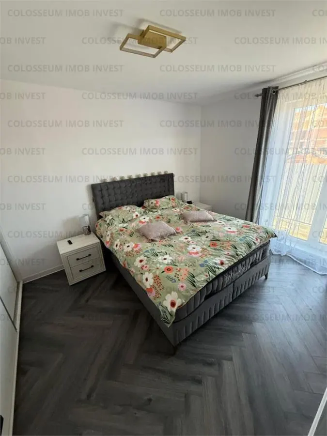 Casa cu 4 camere, decomandat - zona Sanpetru - foto 5