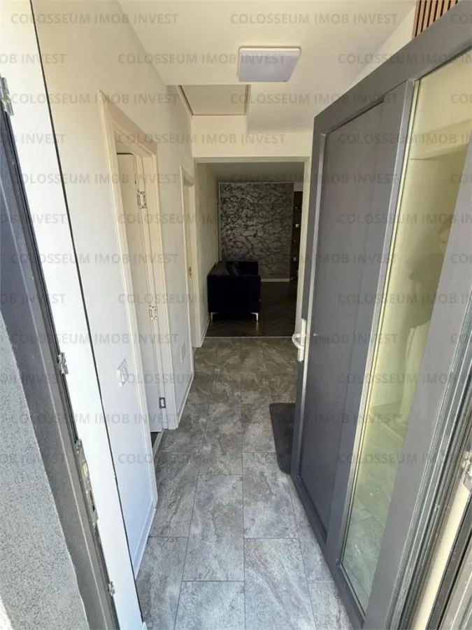 Casa cu 4 camere, decomandat - zona Sanpetru - foto 9