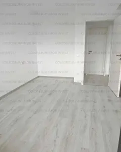 Apartament 2 camere, tip studio - zona Tractorul - foto 1