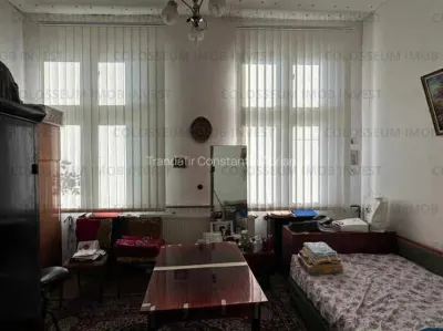 Apartament 4 camere, decomandat - zona Centru Istoric - Brasov