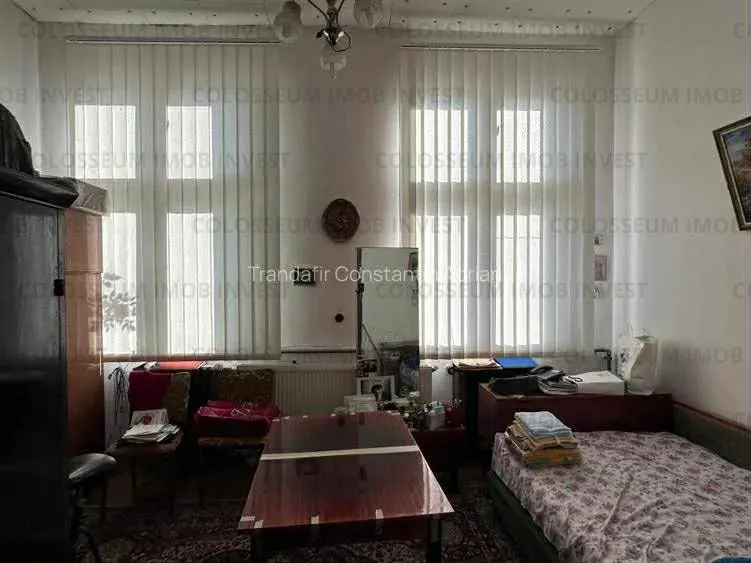 Apartament 4 camere, decomandat - zona Centru Istoric - foto 1