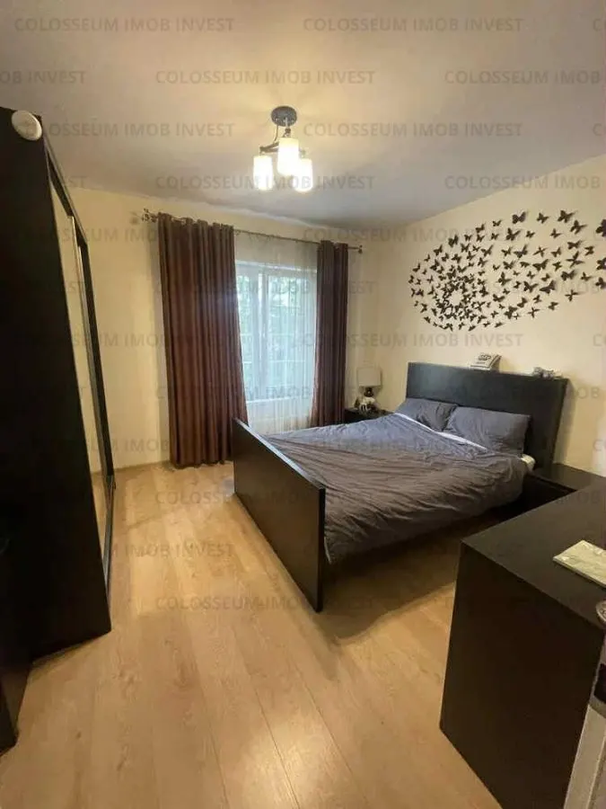 Apartament 2 camere, decomandat - zona Brasovul Vechi - foto 2