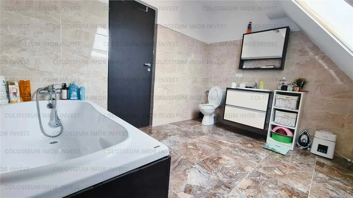 Apartament 3 camere, decomandat - zona Tractorul - foto 7