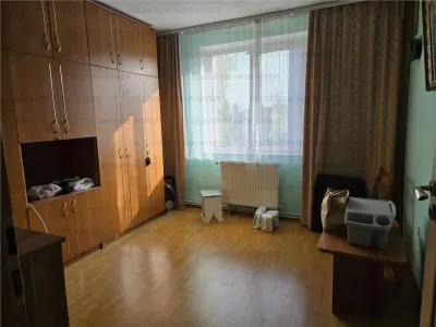 Apartament 3 camere, decomandat - zona Astra - foto 3