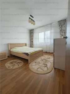 Apartament 2 camere, decomandat - zona Sanpetru - foto 3