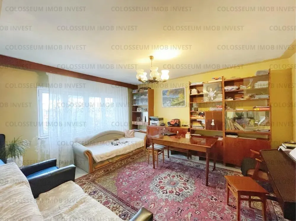 Apartament 3 camere,decomandat - zona Centru Civic - foto 3