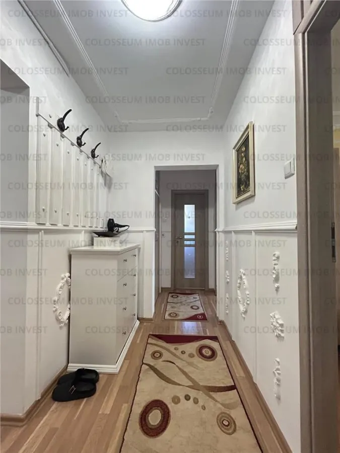 Apartament 4 camere, decomandat - zona Calea Bucuresti - foto 11