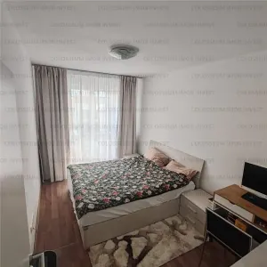Apartament cu 2 camere, decomandat - zona Tractorul - foto 2