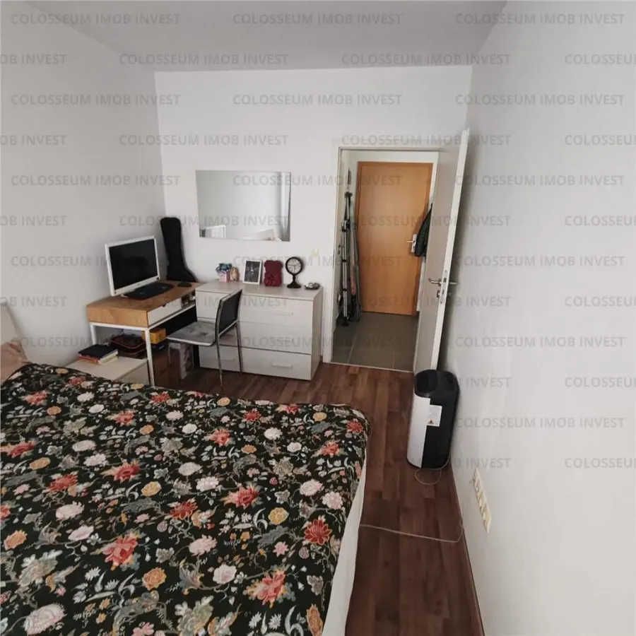 Apartament cu 2 camere, decomandat - zona Tractorul - foto 3