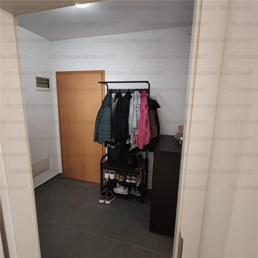 Apartament cu 2 camere, decomandat - zona Tractorul - foto 10