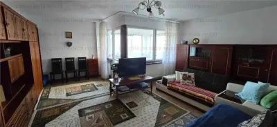 Apartament cu 3 camere,decomandat - zona Vlahuta - Brasov