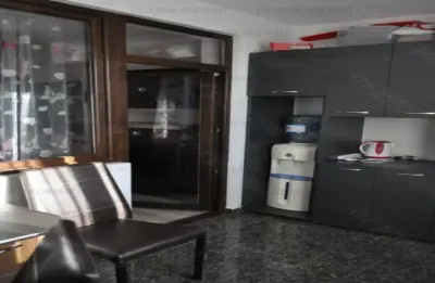 Apartament cu 2 camere,decomandat - zona Tractorul - foto 5