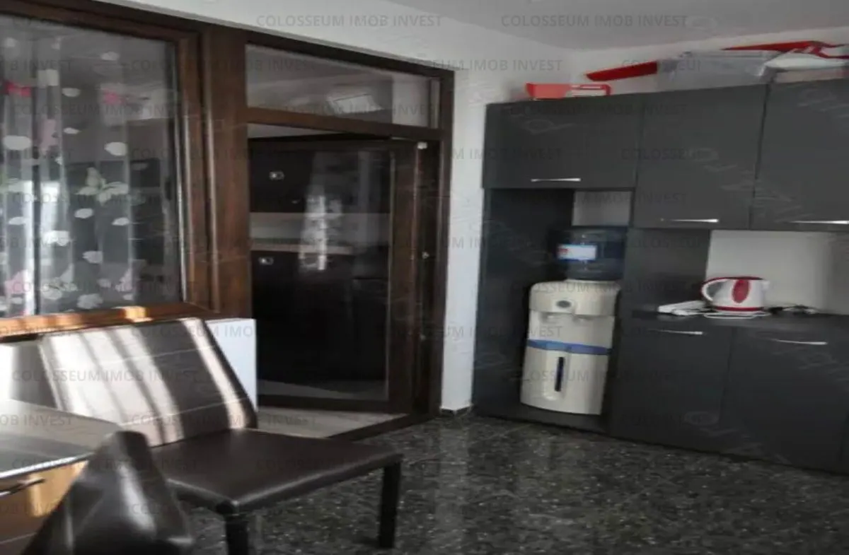 Apartament cu 2 camere,decomandat - zona Tractorul - foto 5