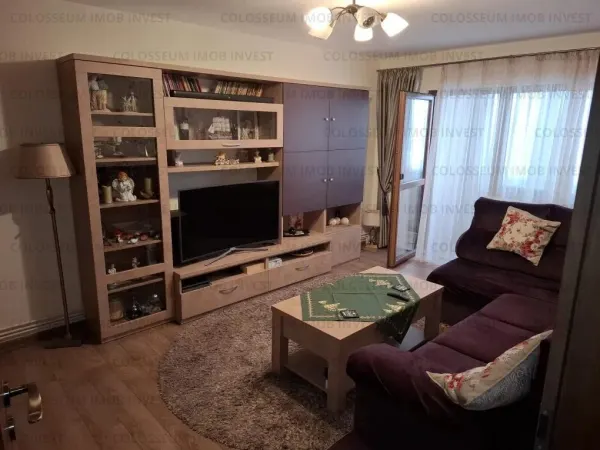 Apartament 3 camere Brașov - poza 1