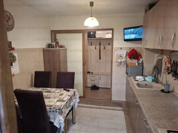 Apartament 3 camere Brașov - poza 4