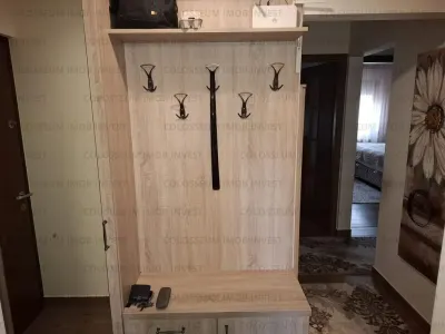 Apartament cu 3 camere, decomandat - zona Tractorul - foto 6