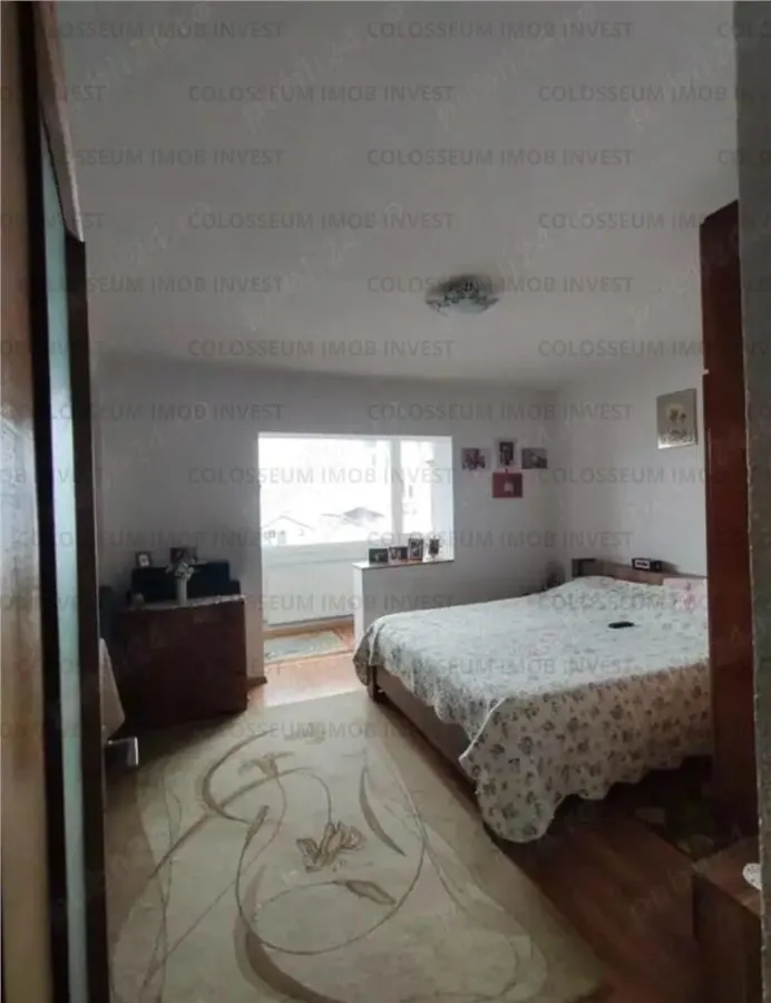 Apartament cu 3 camere, decomandat - zona Racadau - foto 2