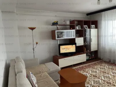 Apartament cu 3 camere, decomandat - zona Astra - foto 2