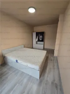Apartament cu 3 camere, duplex pe 2 niveluri - zona Sanpetru - foto 4