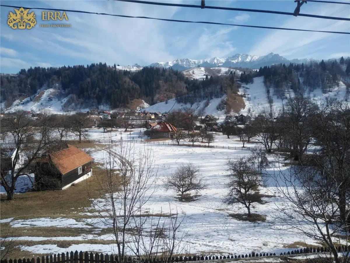 Teren cu vedere spectaculoasa, pretabil pensiune. Moeciu. - foto 1