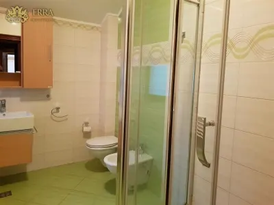 Vila cocheta, 6 camere, piscina. - foto 16