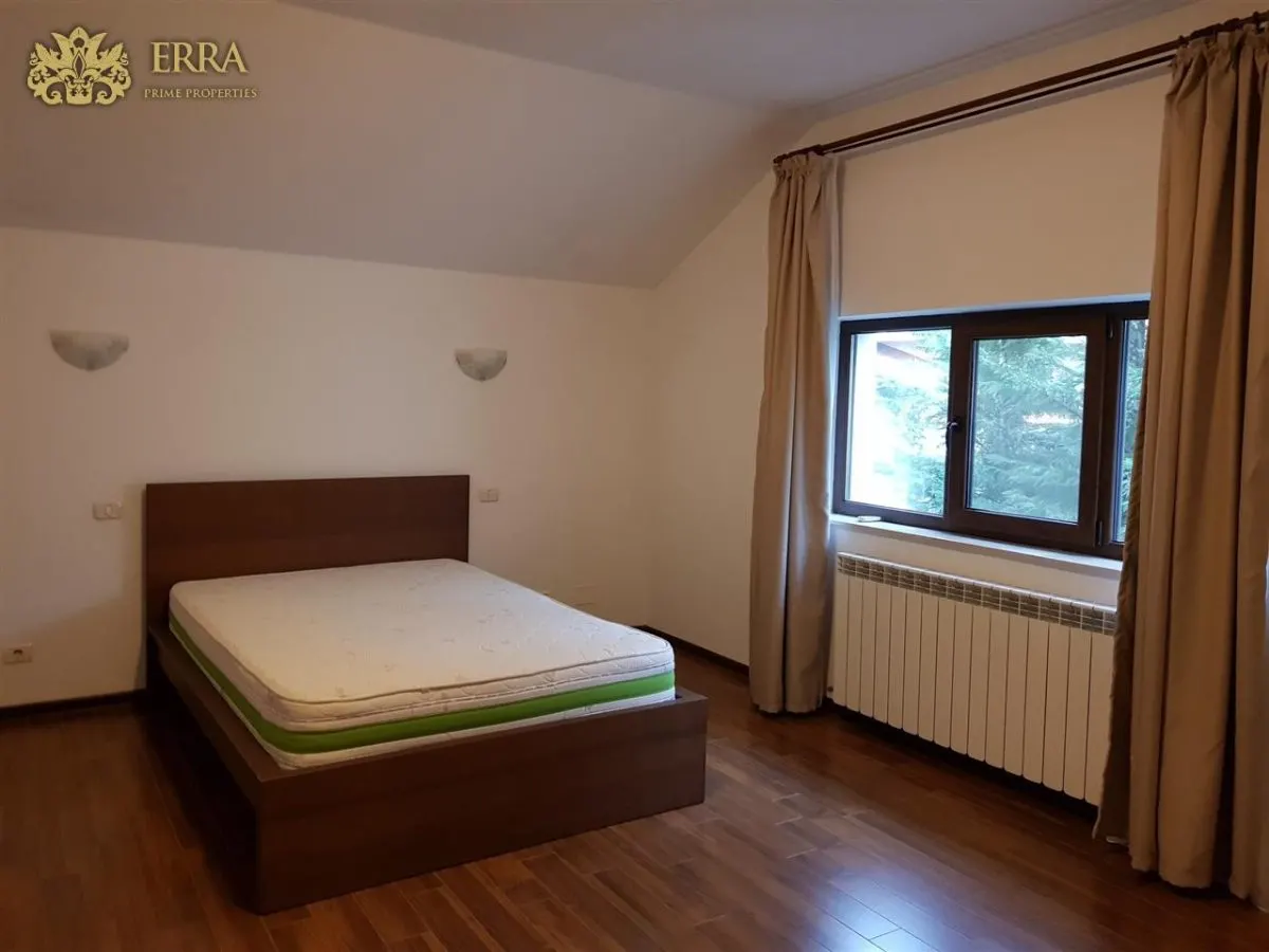 Vila cocheta, 6 camere, piscina. - foto 5
