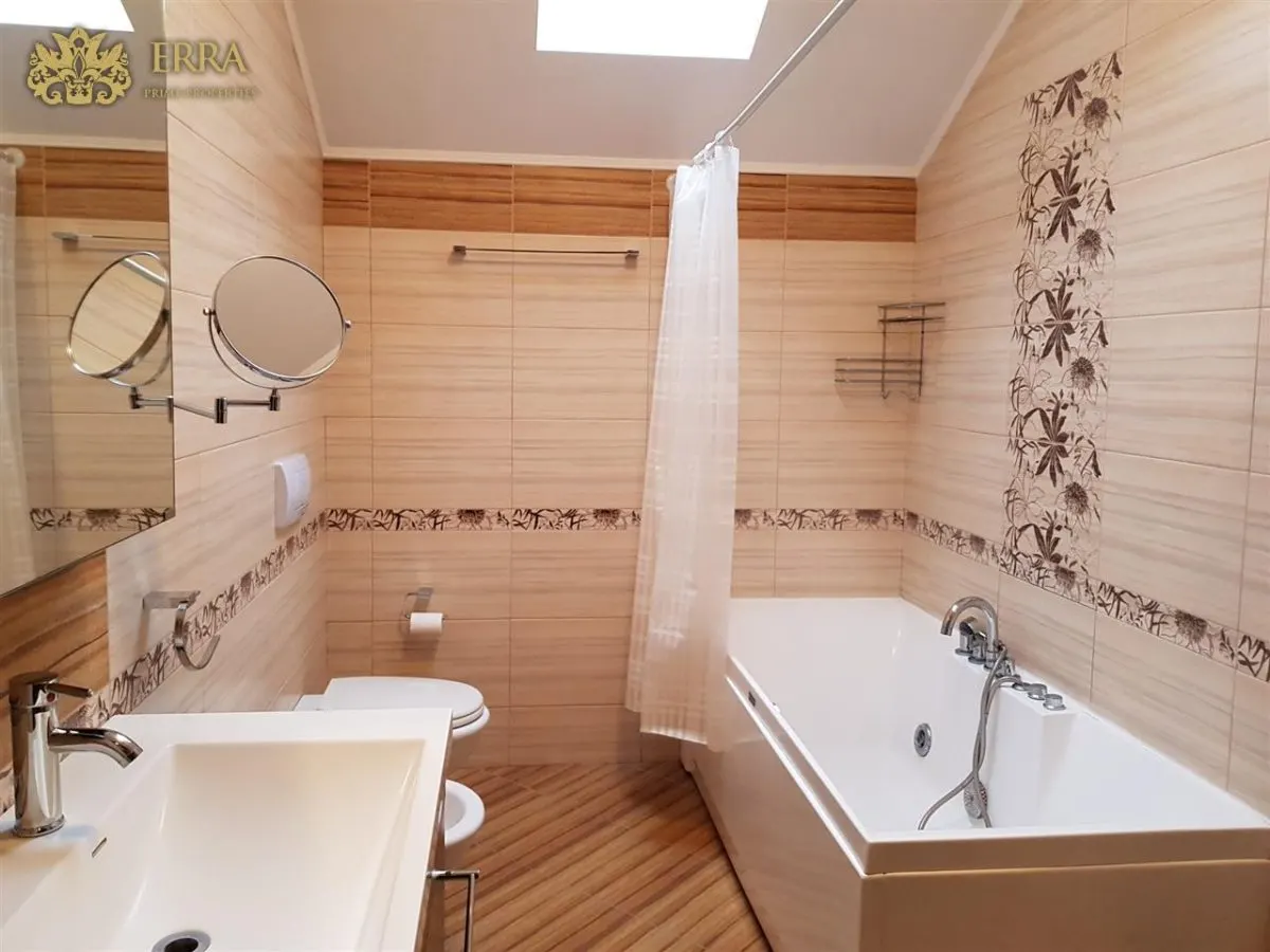 Vila cocheta, 6 camere, piscina. - foto 7