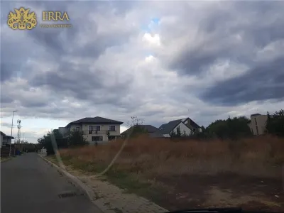 Teren pentru viitoarea resedinta - foto 2