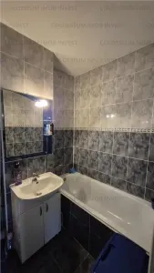 Apartament cu 2 camere, decomandat - zona Racadau - foto 8