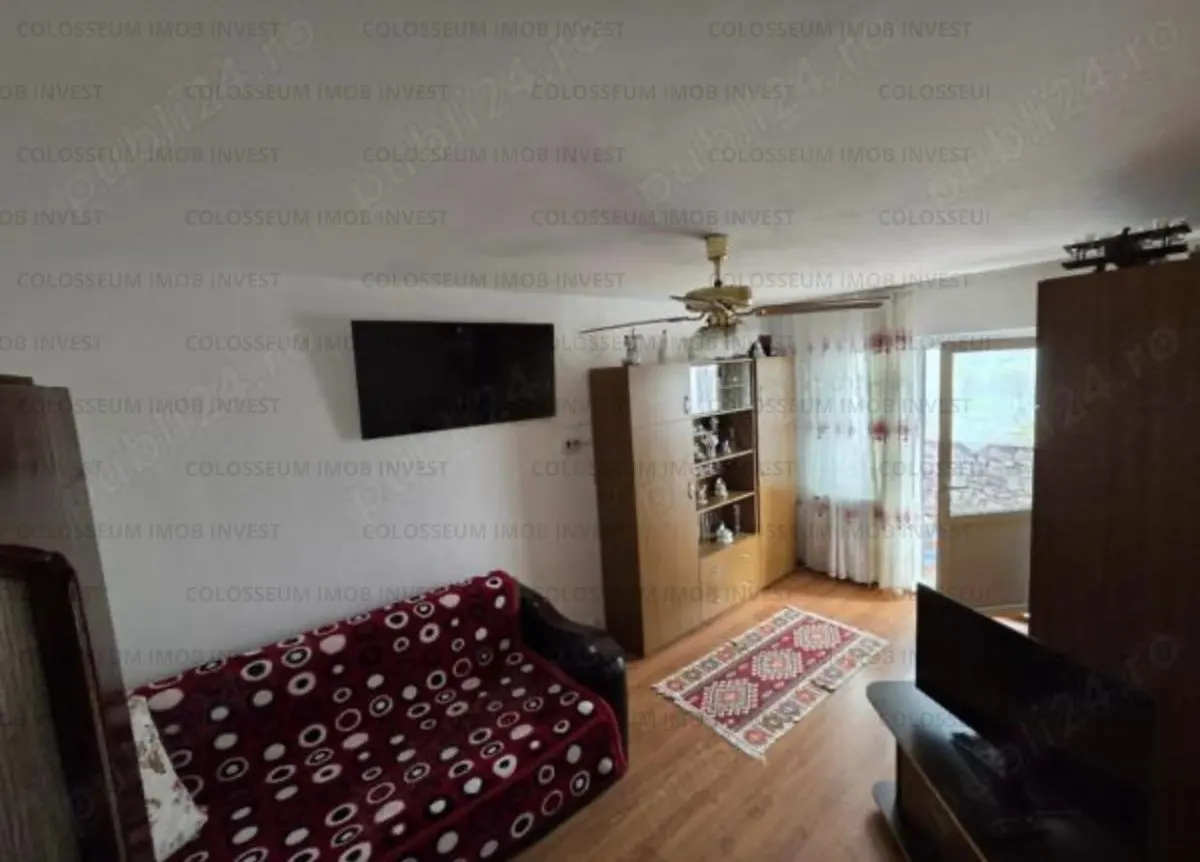 Apartament cu 2 camere, decomandat - zona Craiter - foto 1