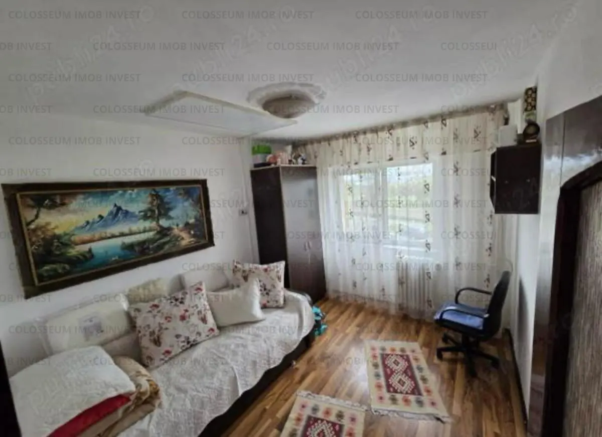 Apartament cu 2 camere, decomandat - zona Craiter - foto 3