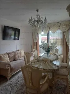 Apartament cu 3 camere, decomandat - zona Noua - Brasov