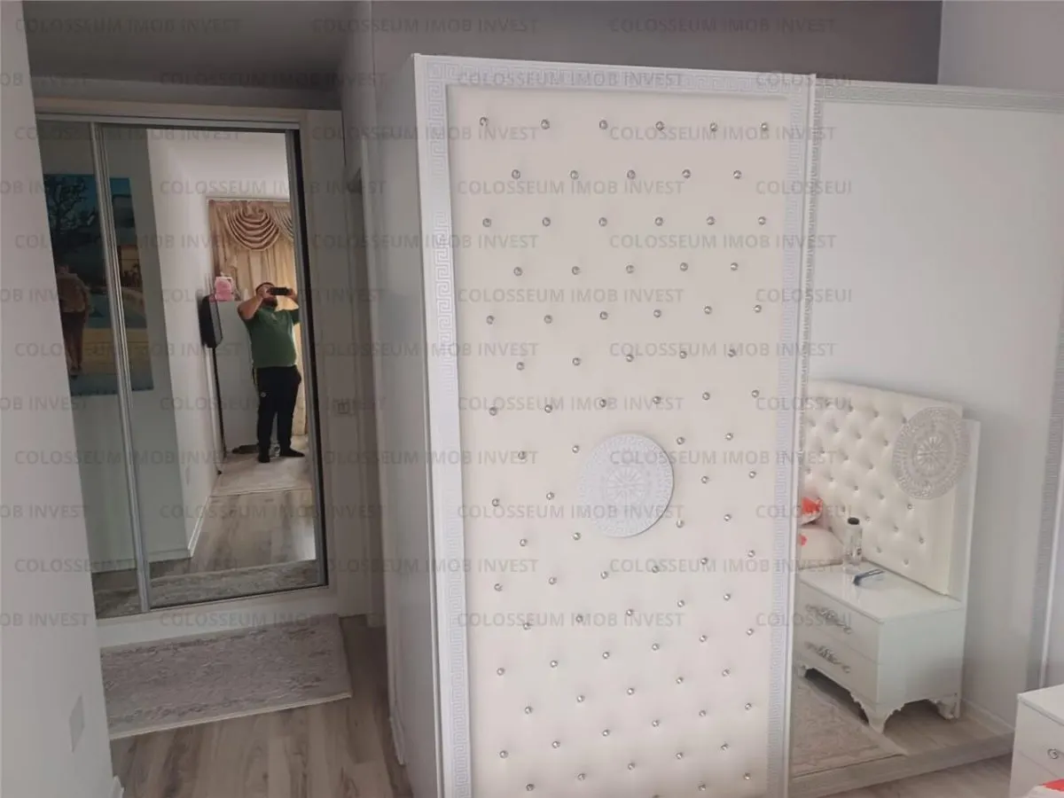 Apartament cu 3 camere, decomandat - zona Noua - foto 3